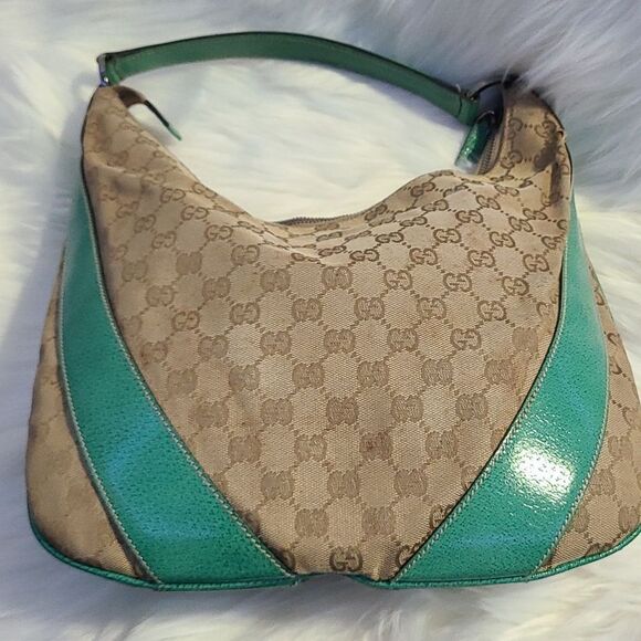 💯 Authentic Gucci Handbag 🍀 - Picture 8 of 12